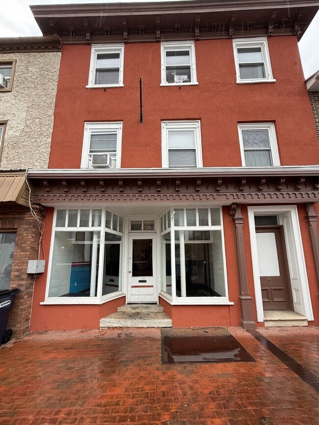 Building Photo - Bring Your Vision to Downtown Smryna!