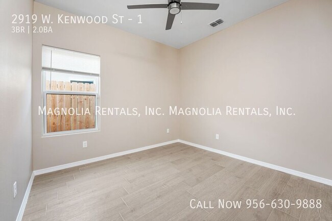 Building Photo - 2919 W Kenwood St