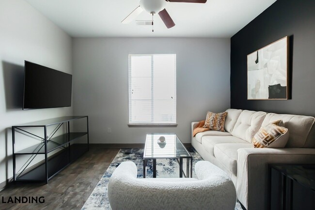 Building Photo - 2621 S Jefferson Ave