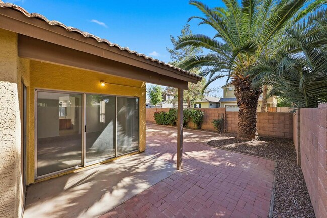 Building Photo - 18837 N 43rd Pl