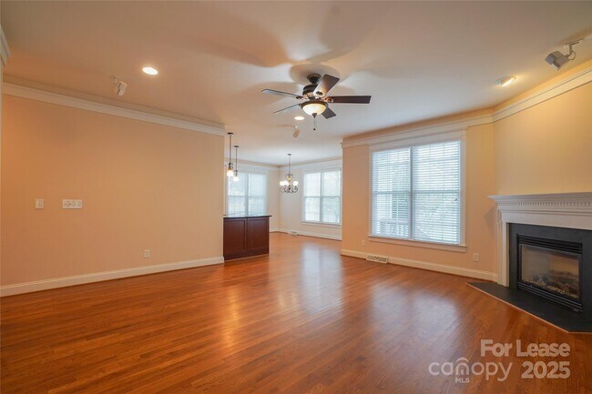Building Photo - 12637 Doster Ave