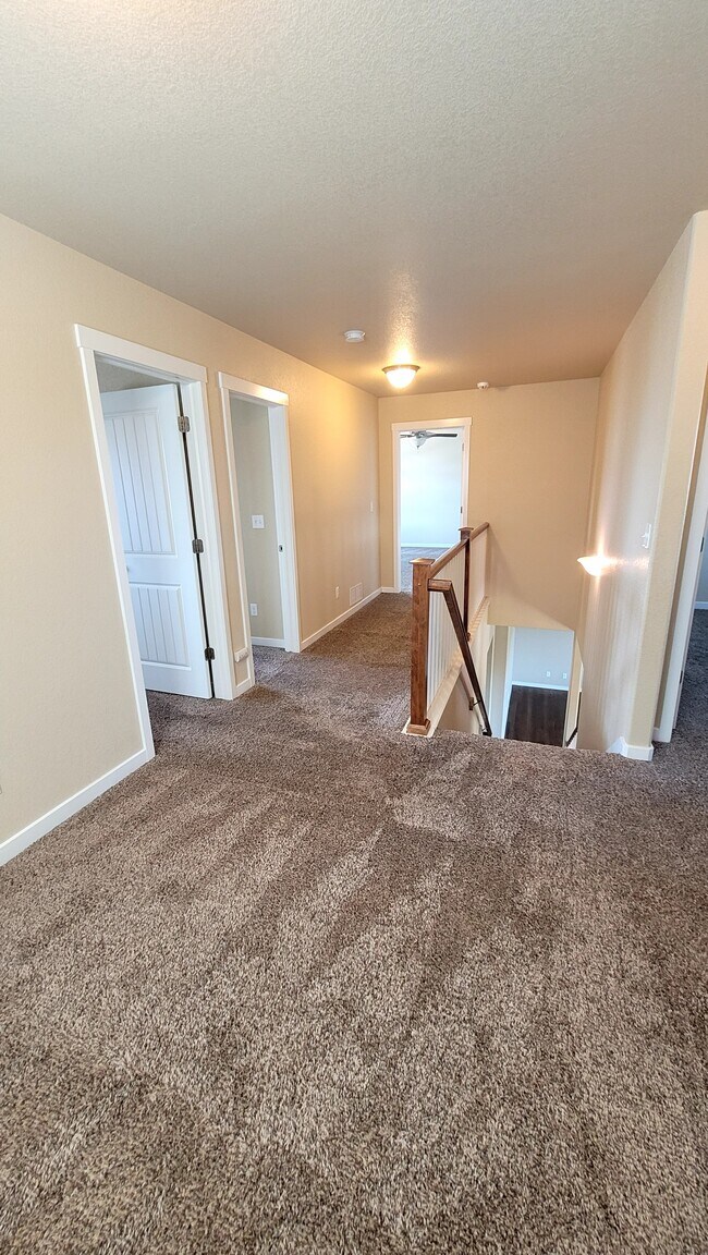 Building Photo - 11309 Scenic Brush Dr