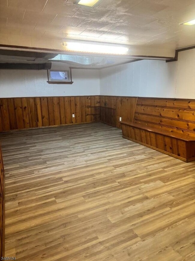 Building Photo - 631 Grant Terrace