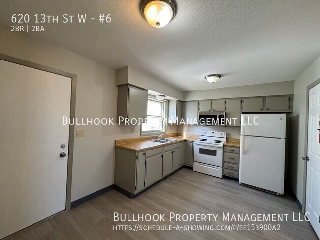 Building Photo - 620 13th St W