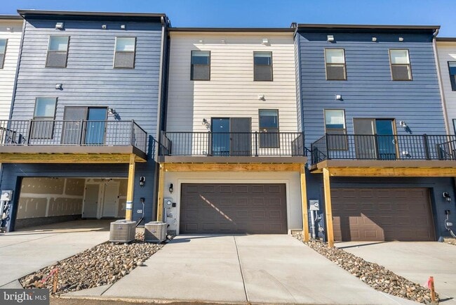 Building Photo - 417 Carroll Walk Ave