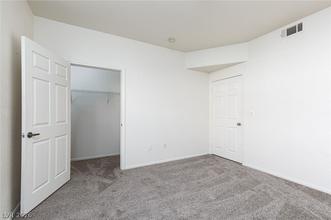 Building Photo - 5855 Valley Dr