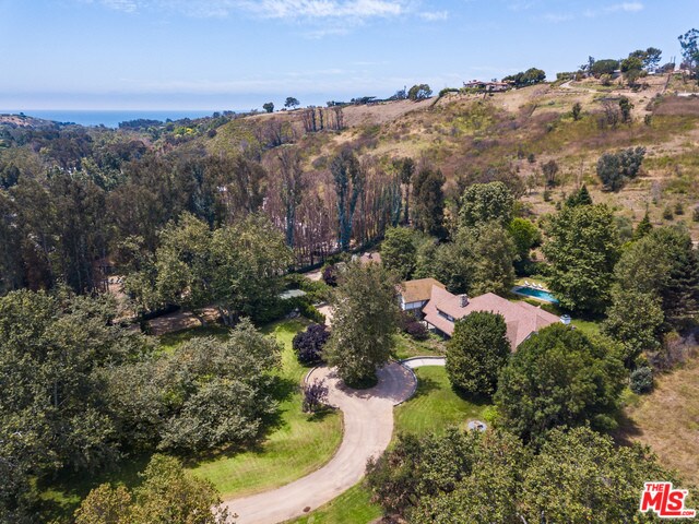 Building Photo - 5721 Bonsall Dr