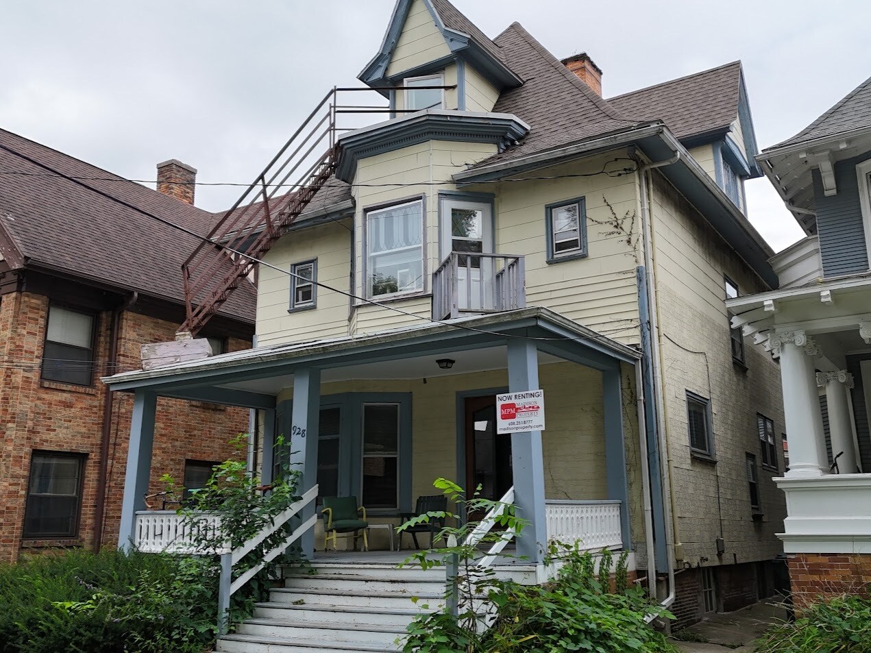 Building Photo - 928 Spaight St