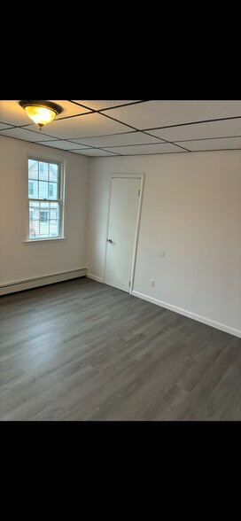 Building Photo - 3 Ross St