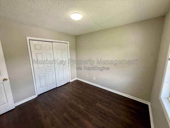 Building Photo - 703 Swan Hill Ct