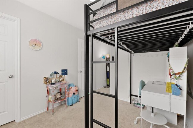 Building Photo - 262 Zuma Dr