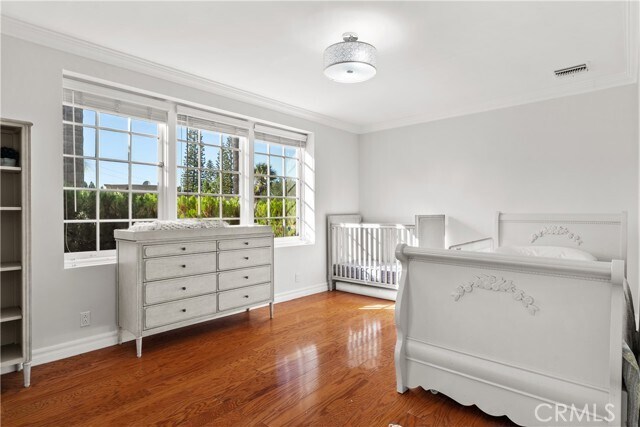 Building Photo - 3814 Alonzo Ave