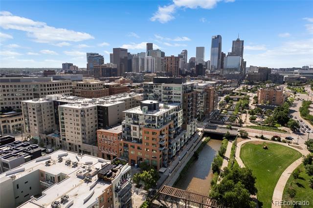 Building Photo - 1475 Delgany St