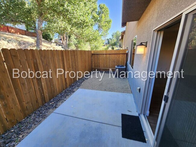 Building Photo - 1234 Saltern Dr