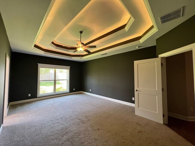 Building Photo - 5148 Sandy Shores Dr