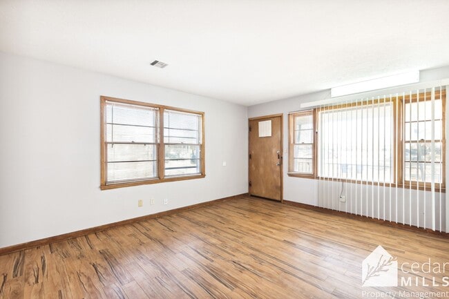 Building Photo - 1731 N Holyoke St