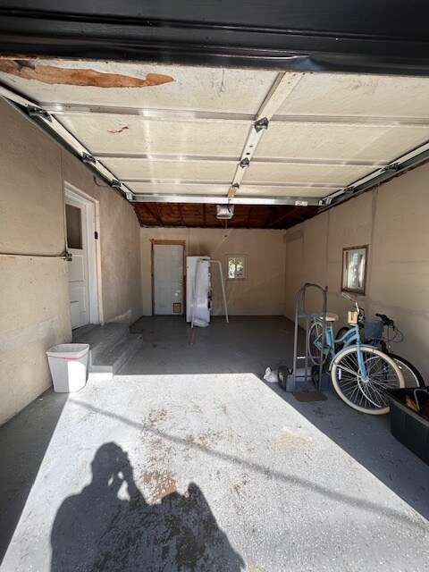 Building Photo - 321 S Bowdish Rd