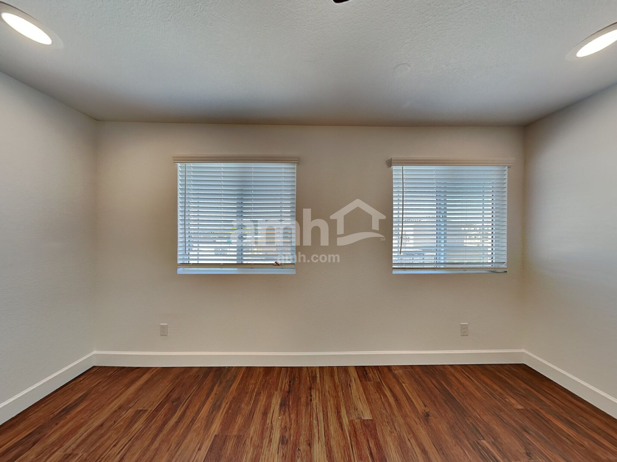 Building Photo - 8839 N 171st Dr