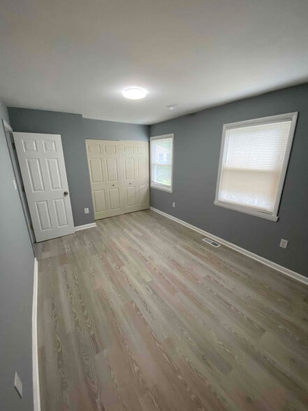 Building Photo - 512 Scholar Ct