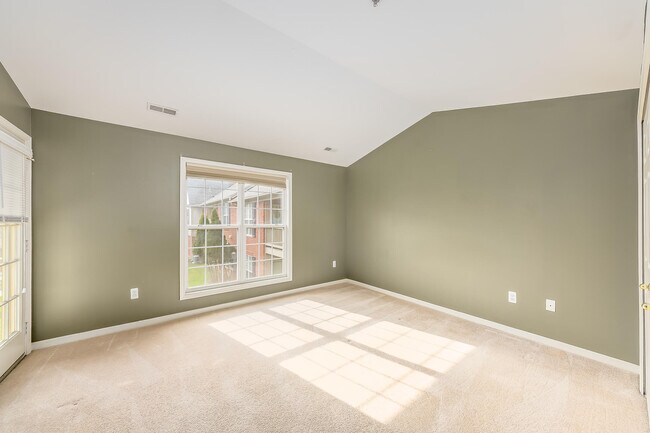 Building Photo - 28235 Carlton Way Dr