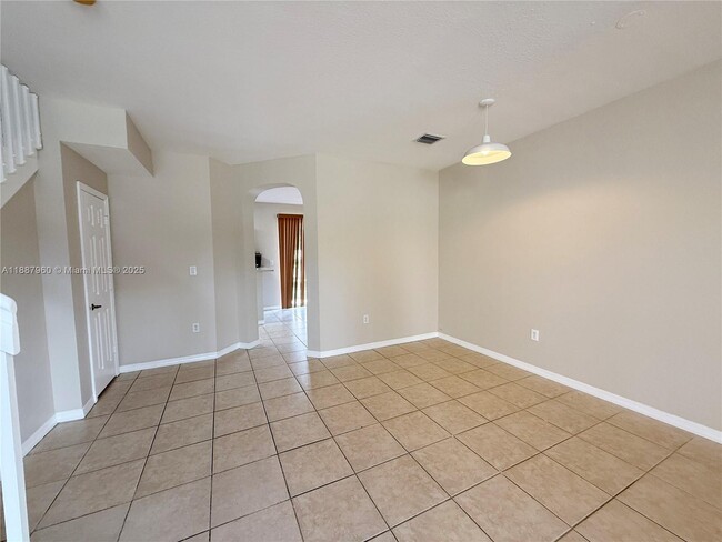 Building Photo - 13741 SW 274th Terrace