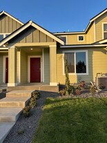 Front of Townhouse - #94 - 94 E Spirea Ln