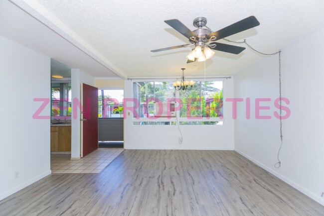 Building Photo - a 2bdrm/1bath townhome w/2prkg at Mililani...