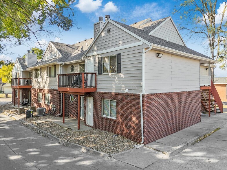 Interior Photo - Clover Acres- 3615 61st St.
