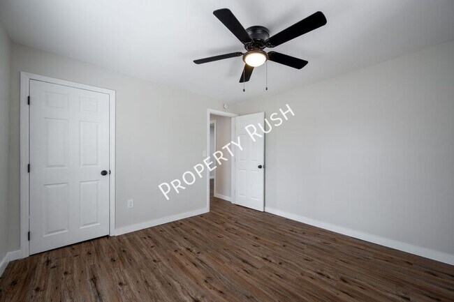 Building Photo - 8229 Patterson Rd