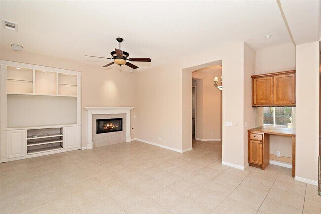 Building Photo - 80215 Queensboro Dr