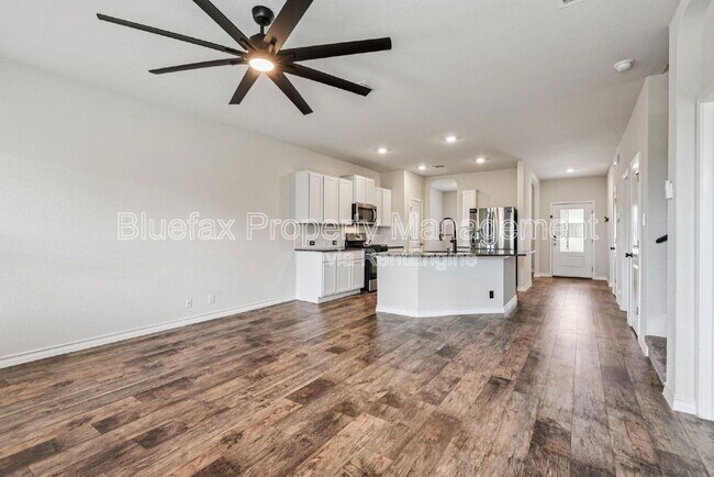 Building Photo - 4712 Paluxy Trl