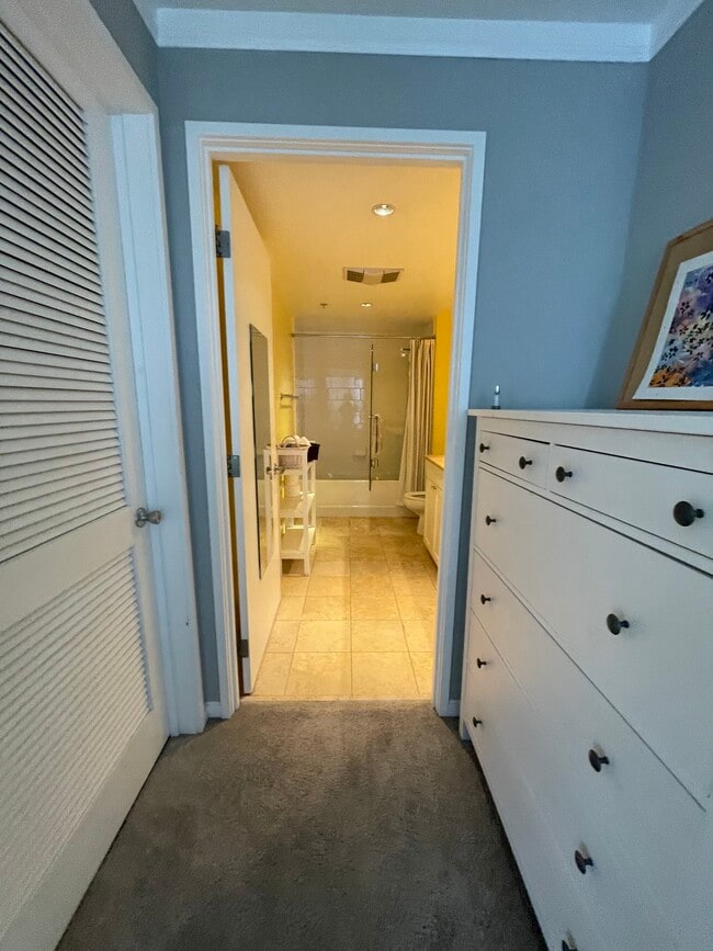 Building Photo - 400 Beale St