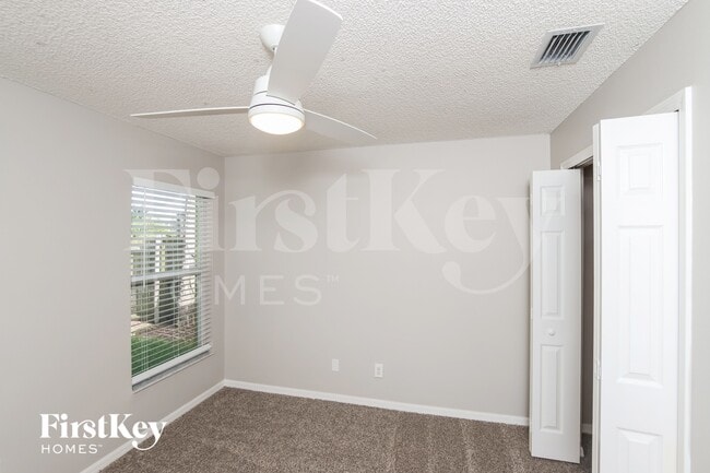 Building Photo - 3576 Egret Dr