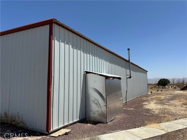 Building Photo - 46363 Valley Center Rd