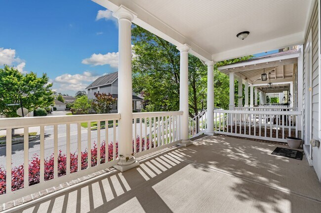 Building Photo - Three Bedroom Briar Chapel Beauty - Available June 1!