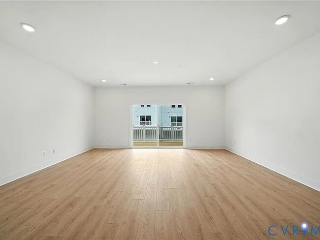 Building Photo - 15315 Sunray Aly