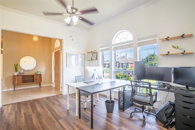 Building Photo - 343 Montana Trail