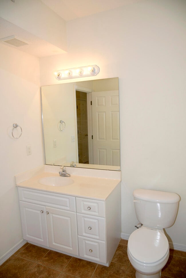 Building Photo - 1501 Partin Dr N