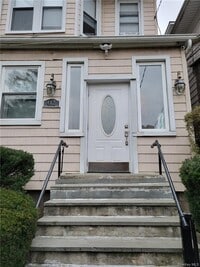 Building Photo - 412 Warburton Ave