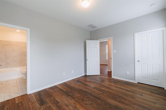 Building Photo - 20715 Westfield Grove Pl