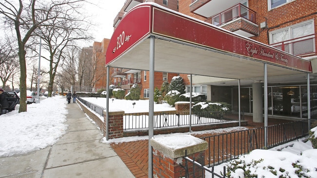 Building Photo - 820 Ocean Parkway