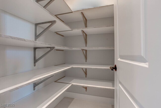 Building Photo - 4778 Outlook Peak St