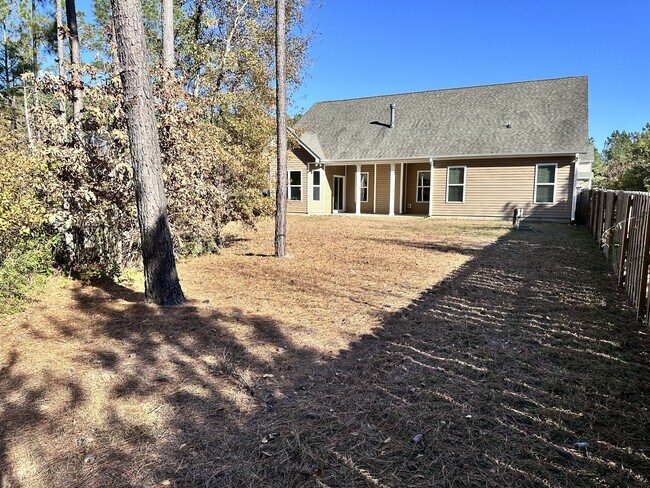 Building Photo - 413 Belhaven Ct