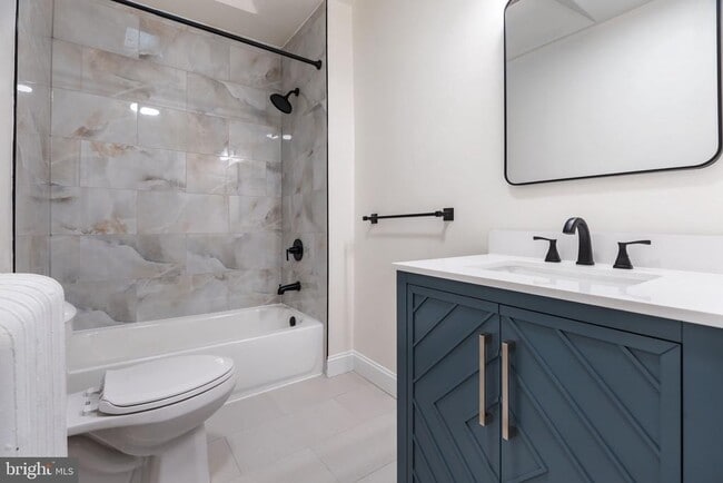 Building Photo - 3045 Weikel St