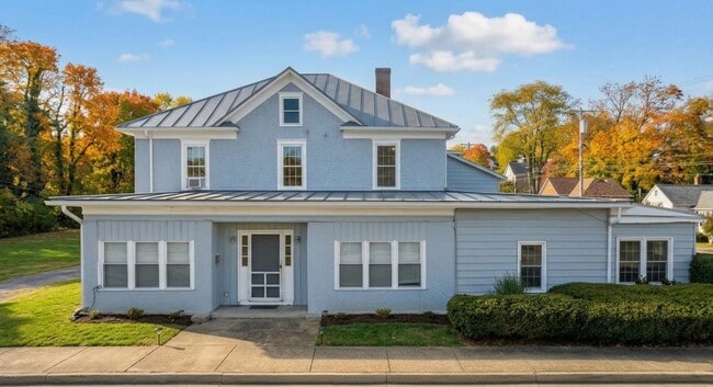 Building Photo - 8 W Prospect St