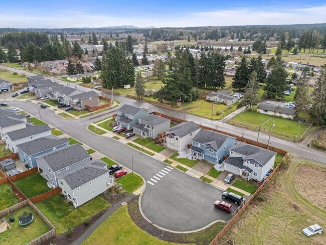 Building Photo - Better Than New Yelm Home with A/C, Walk-In Pantry, Garden Beds & Neighborhood Playground!