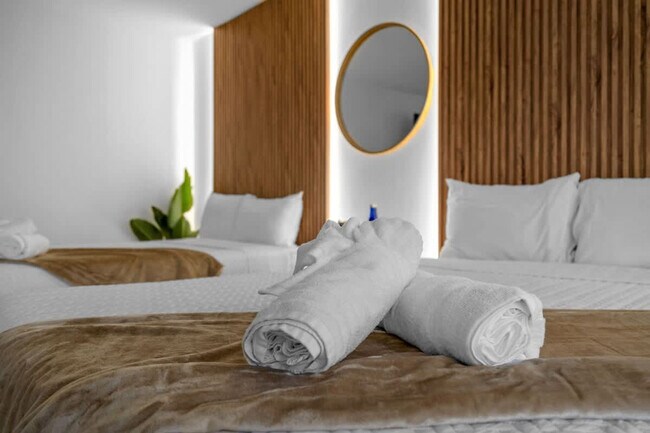 Building Photo - 468 Golden Isles Dr