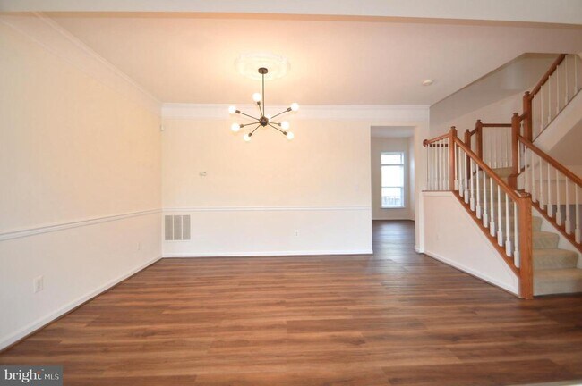 Building Photo - 24600 Siltstone Square