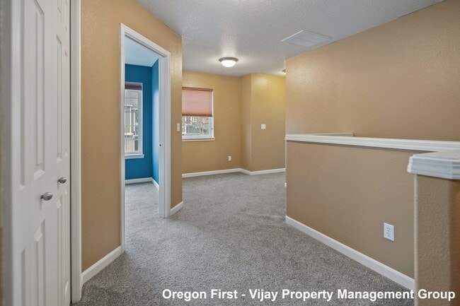 Building Photo - 17106 SW Marty Ln