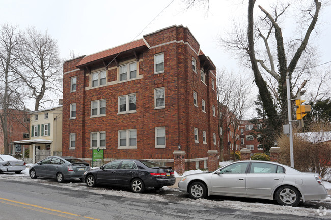 Primary Photo - Rose Court Apartments